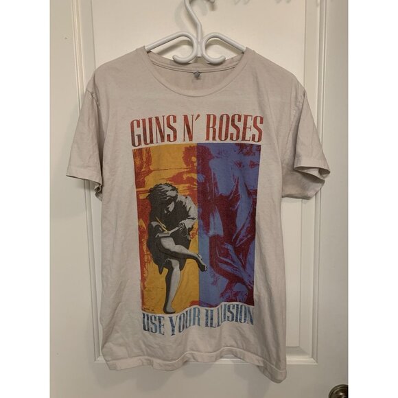 Use Your Illusion Guns N Roses White T-shirt XL Made In USA - Picture 1 of 6
